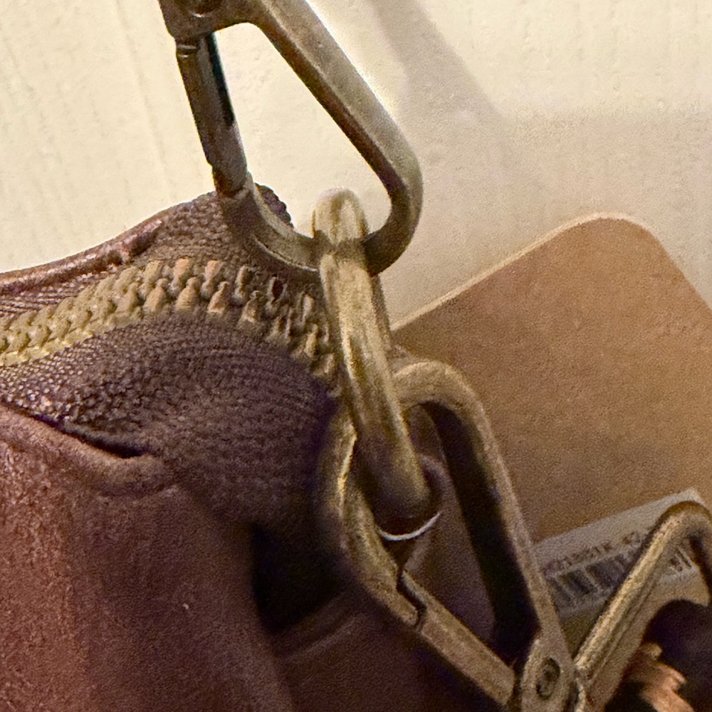 Olivia & Kate Vegan Leather Crossbody Bag - Picture 13 of 13